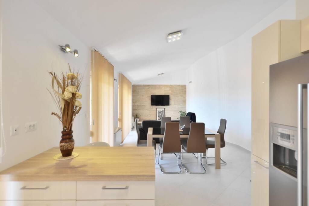 Apartment Jukic Klis Εξωτερικό φωτογραφία